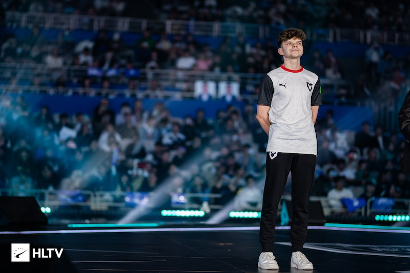 Siuhy与Mouz签订了一份多年合同续约